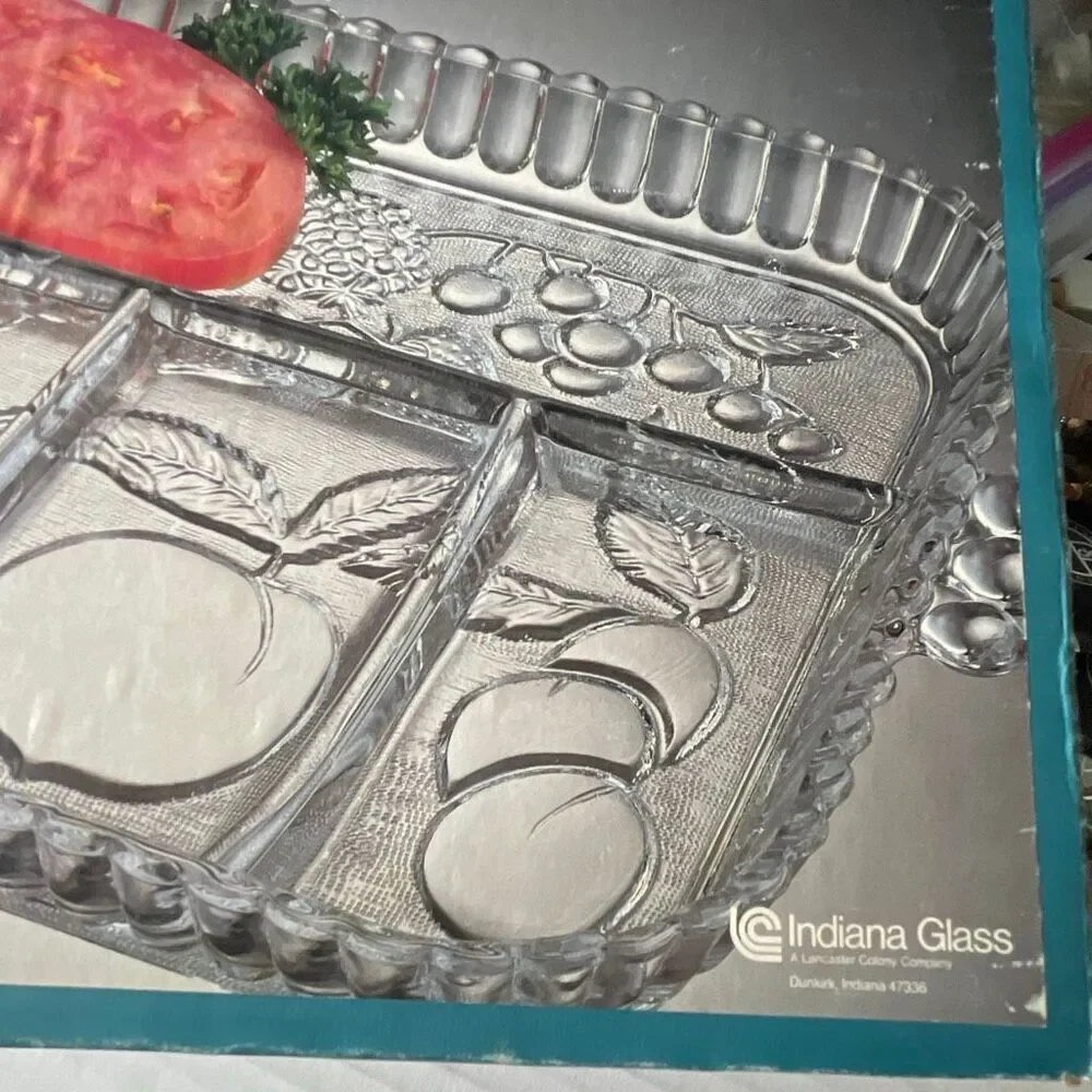 Vintage Indiana glass Crystal Happenings 5 part relish tray veggies fruit